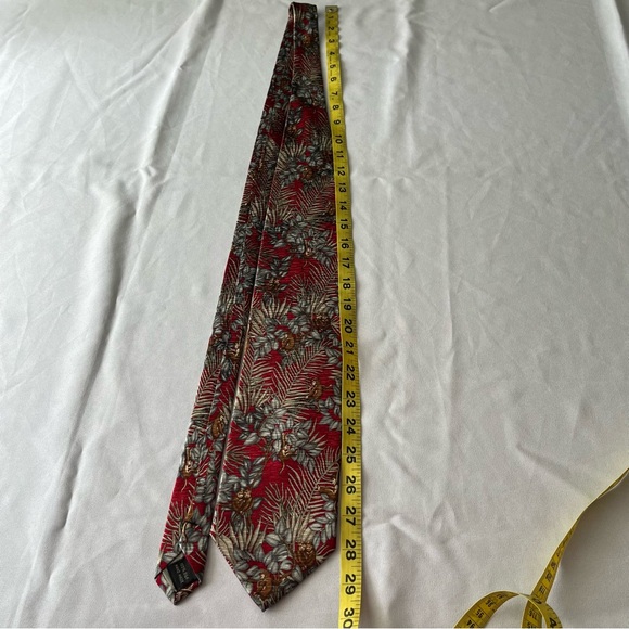 Tesoro Rosso 100% Silk Tie Red Tropical Palm Monkey print - Picture 3 of 6